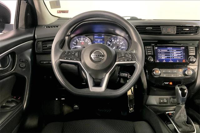 2020 Nissan Rogue Sport Vehicle Photo in Lees Summit, MO 64086