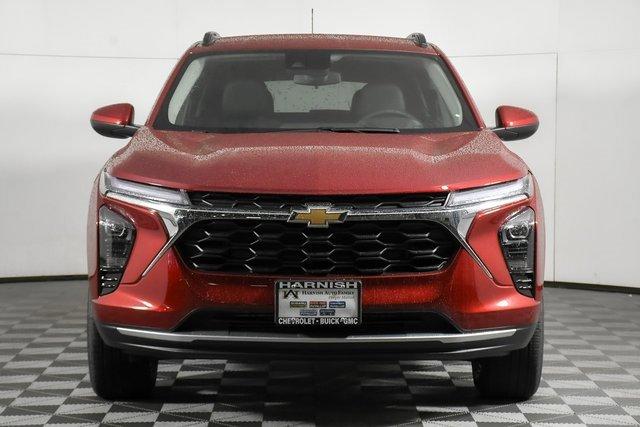 2025 Chevrolet Trax Vehicle Photo in PUYALLUP, WA 98371-4149