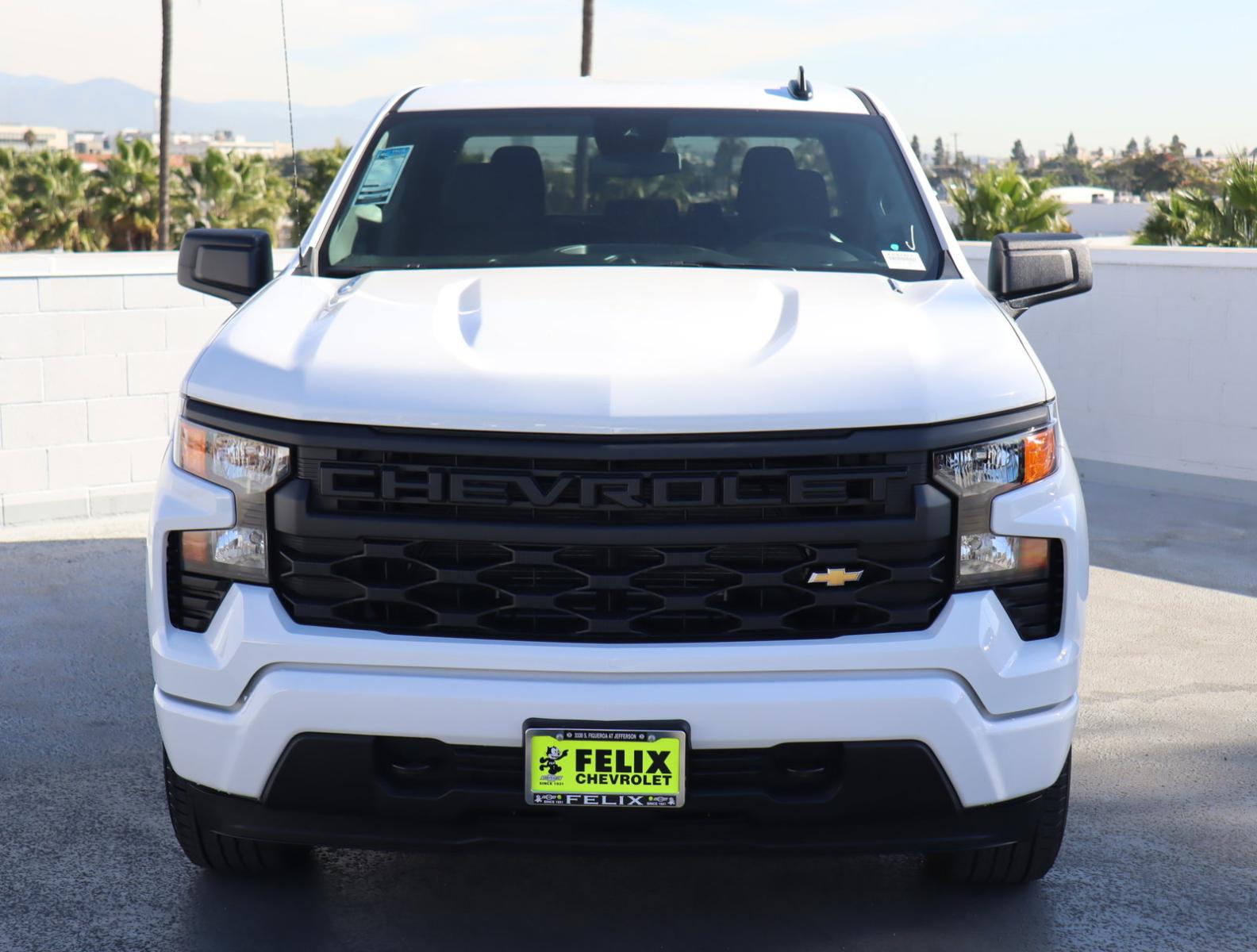 2025 Chevrolet Silverado 1500 Vehicle Photo in LOS ANGELES, CA 90007-3794