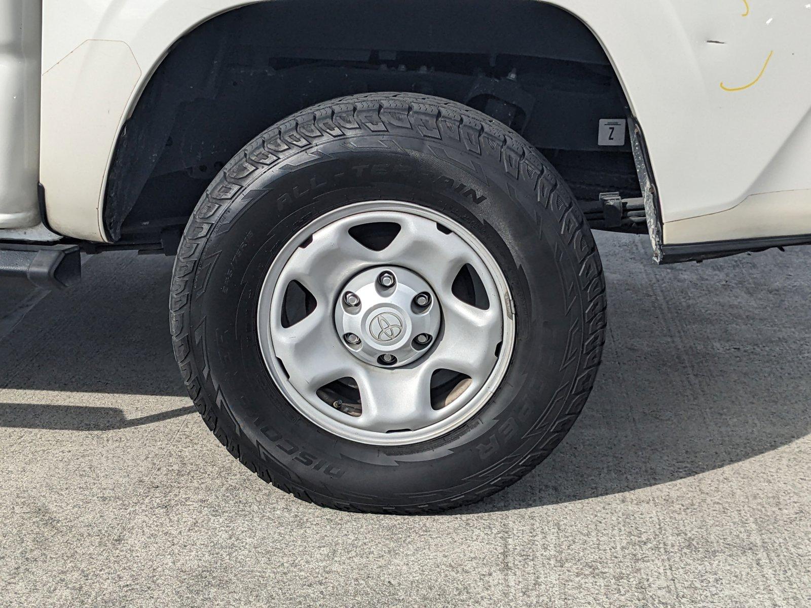 2020 Toyota Tacoma 2WD Vehicle Photo in MIAMI, FL 33172-3015