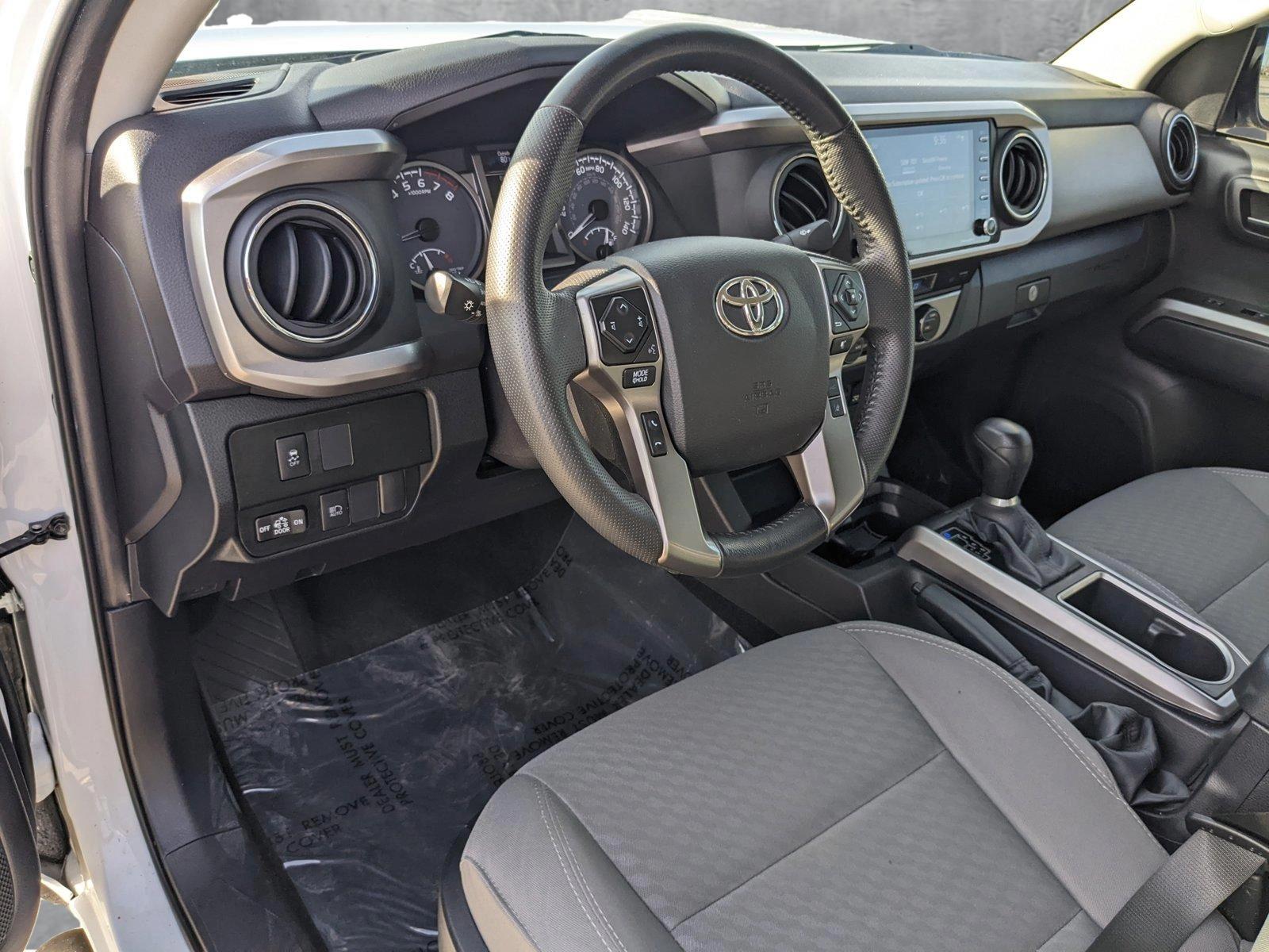 2022 Toyota Tacoma 2WD Vehicle Photo in Davie, FL 33331