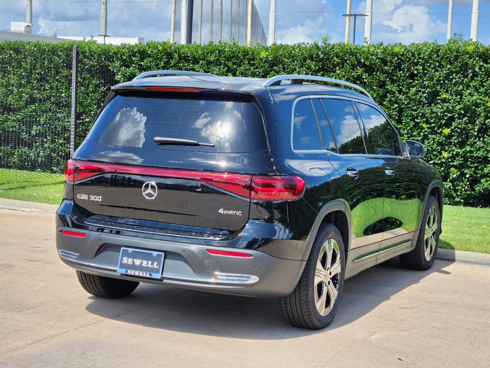 2024 Mercedes-Benz EQB Vehicle Photo in HOUSTON, TX 77079