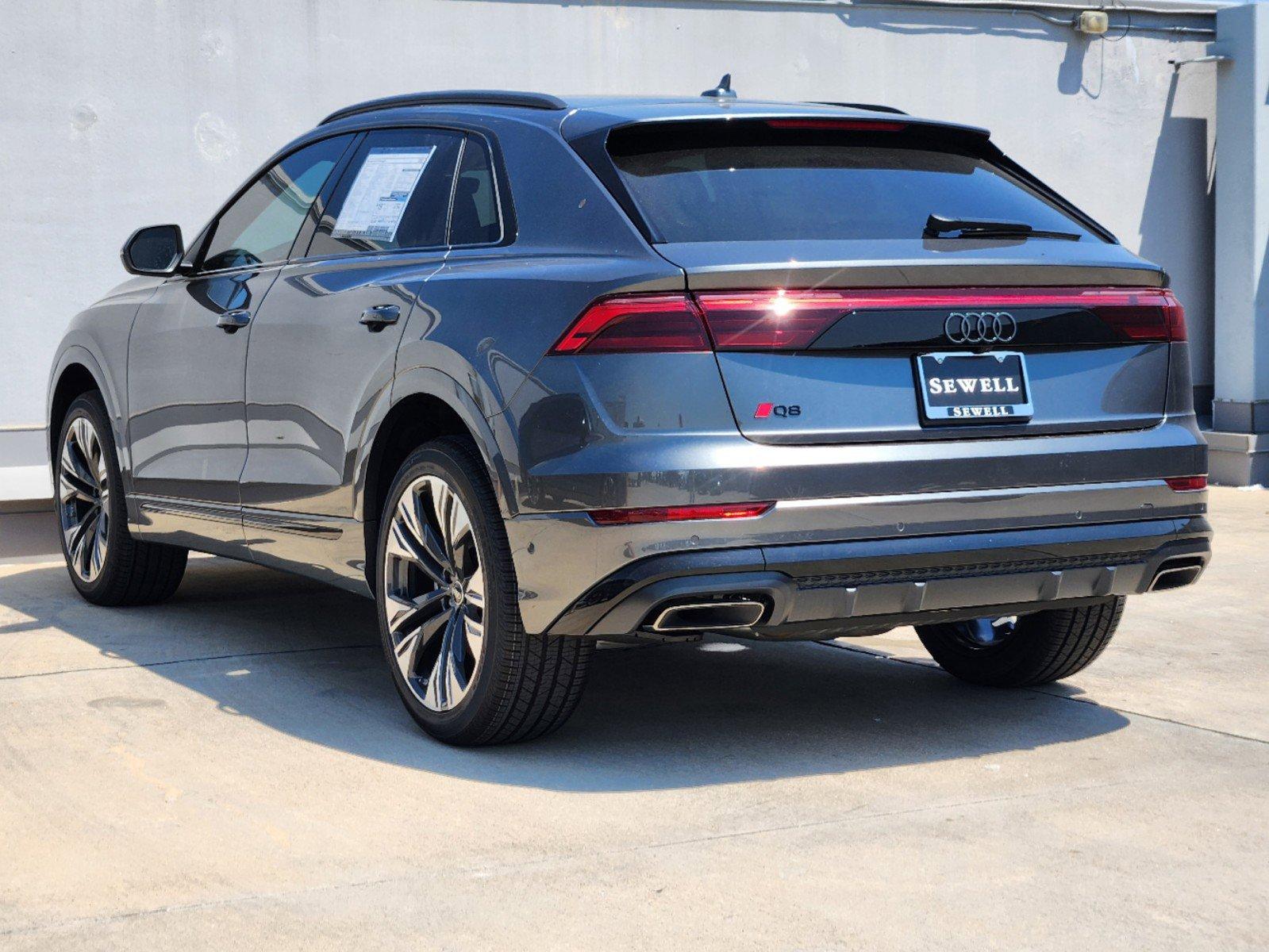 2024 Audi Q8 Vehicle Photo in SUGAR LAND, TX 77478