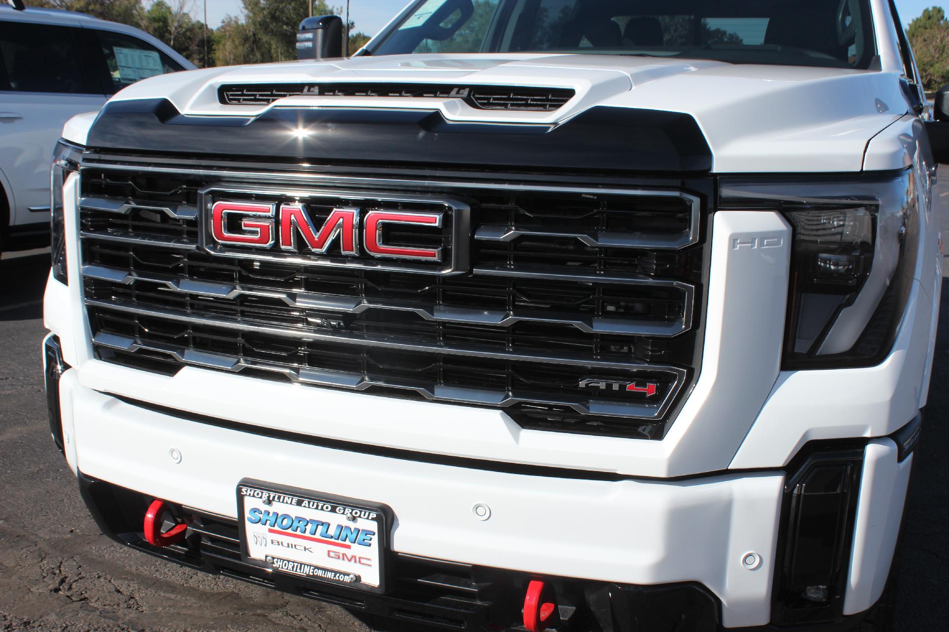 2025 GMC Sierra 2500 HD Vehicle Photo in AURORA, CO 80012-4011