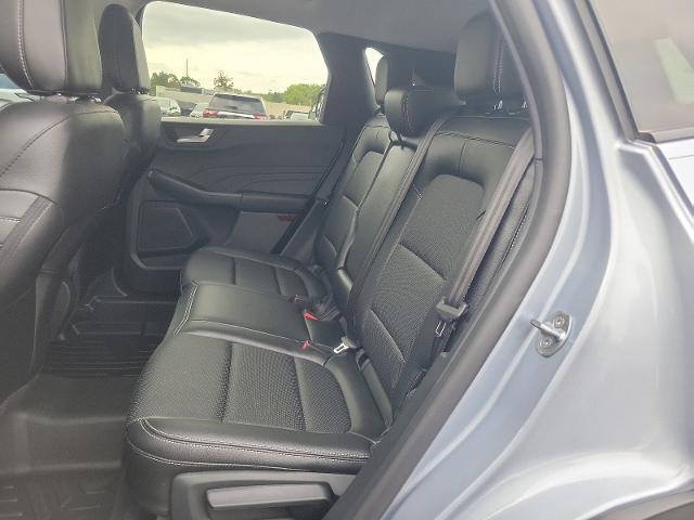 2022 Ford Escape Vehicle Photo in TREVOSE, PA 19053-4984