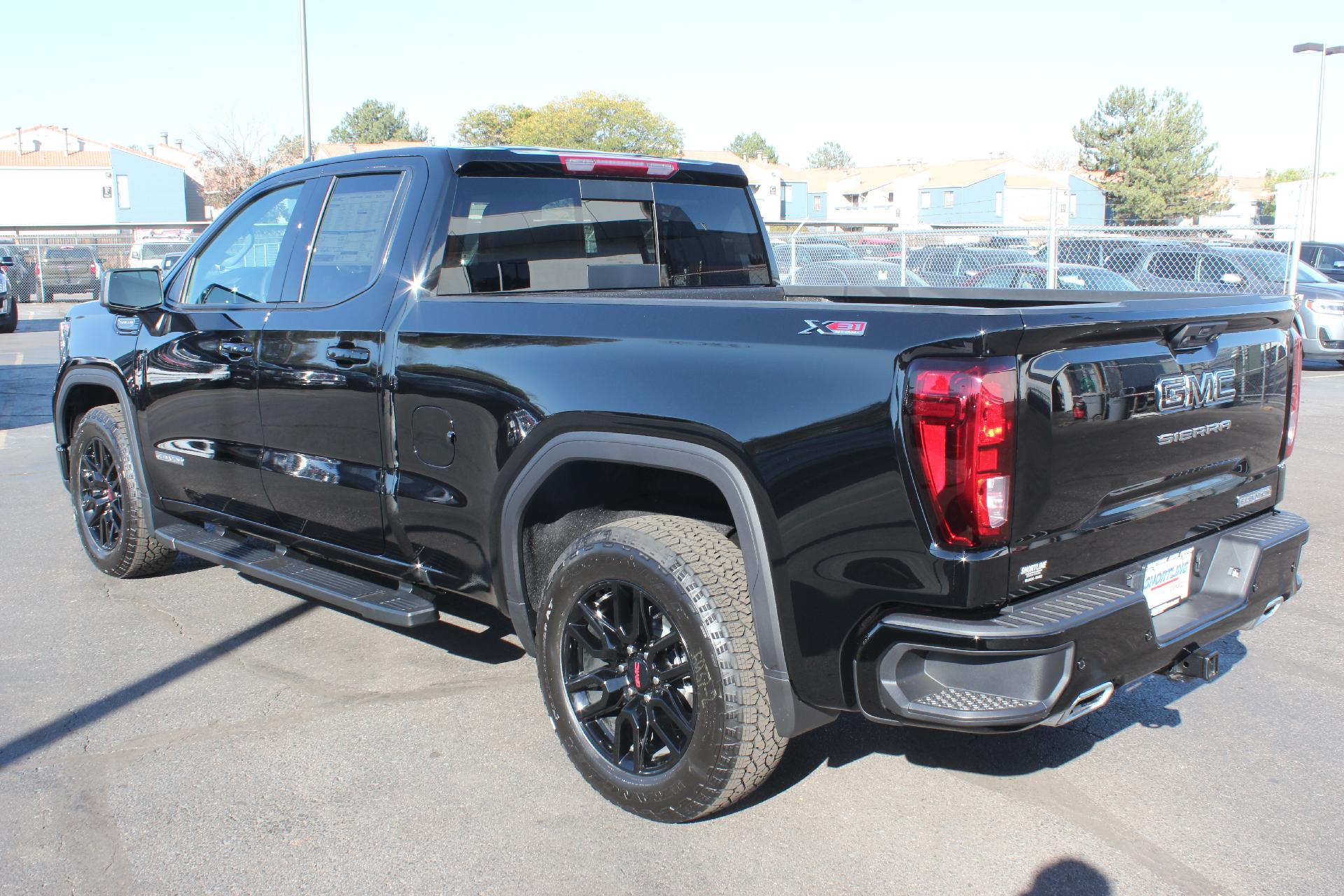 2025 GMC Sierra 1500 Vehicle Photo in AURORA, CO 80012-4011