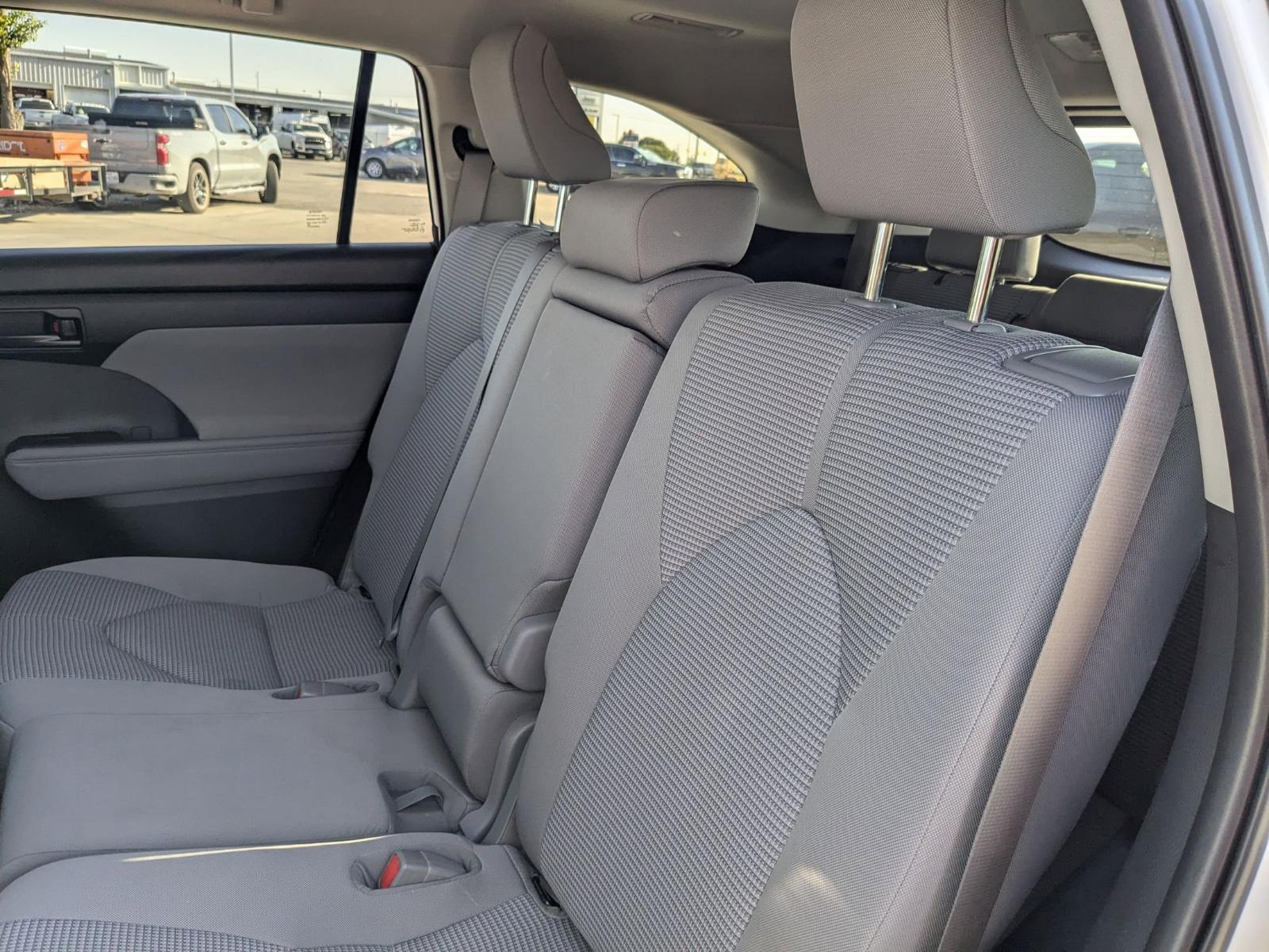 2023 Toyota Highlander Vehicle Photo in Seguin, TX 78155