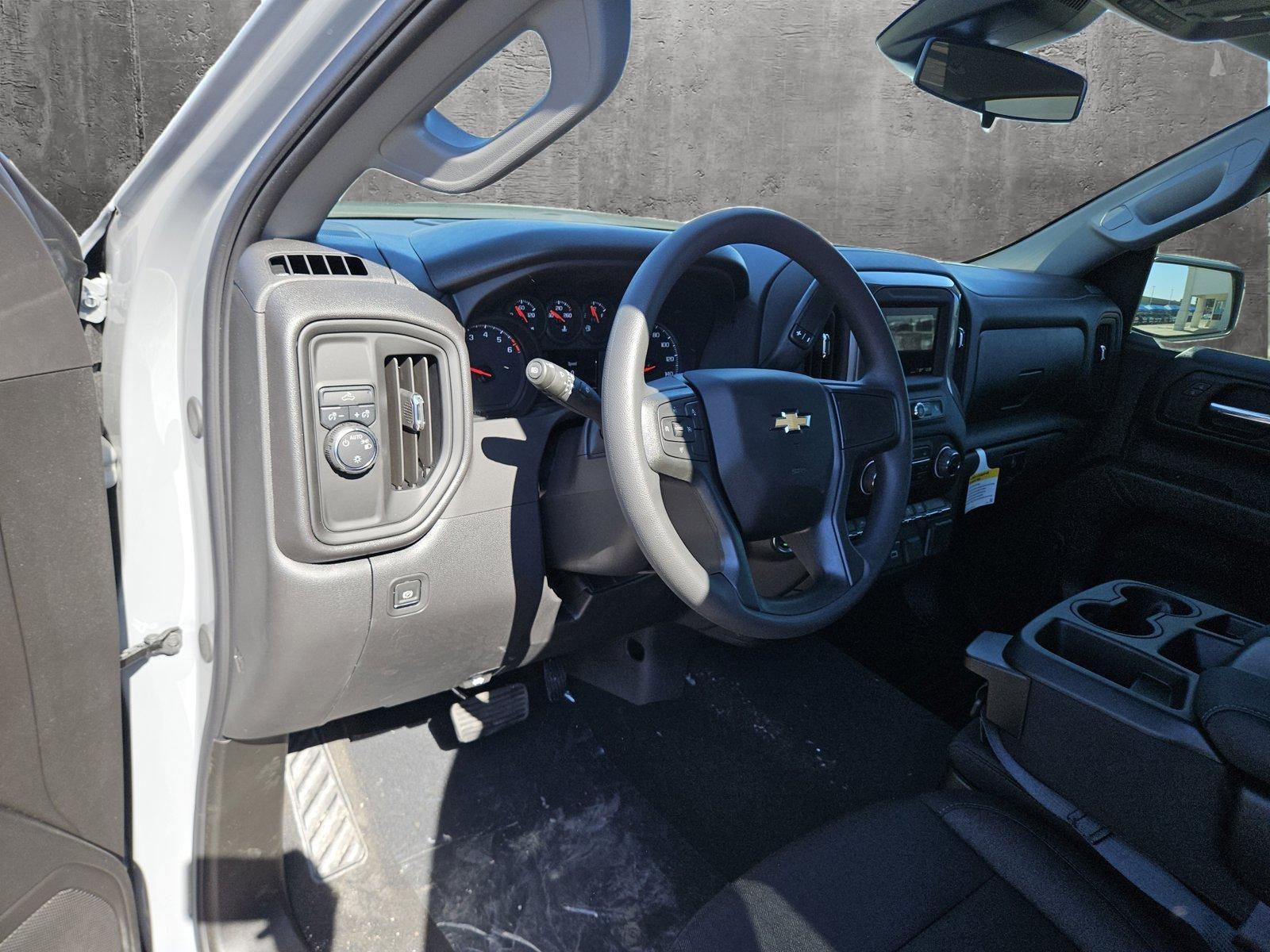 2025 Chevrolet Silverado 1500 Vehicle Photo in NORTH RICHLAND HILLS, TX 76180-7199