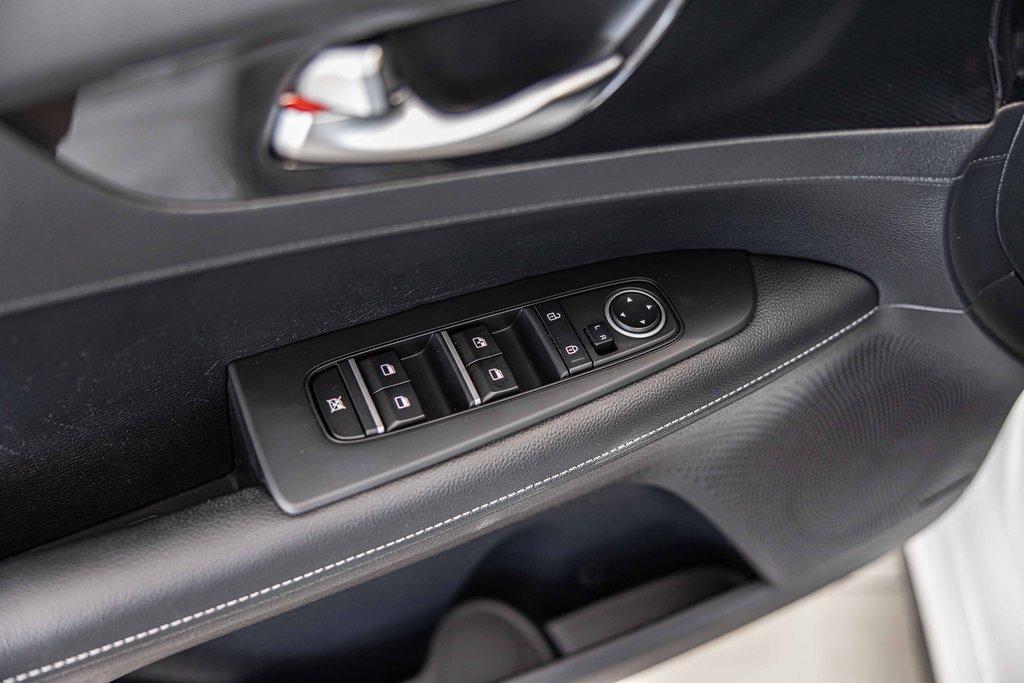 2022 Kia Forte Vehicle Photo in Saint Charles, IL 60174