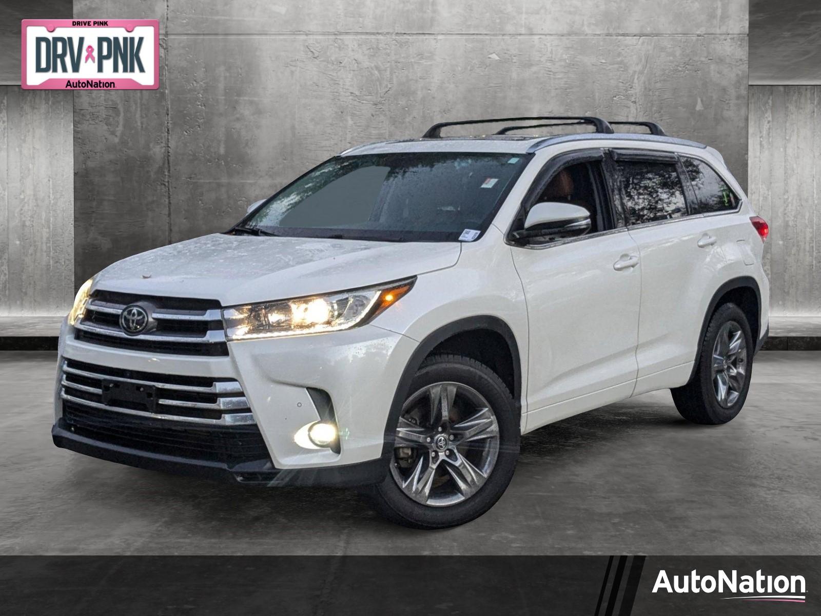 2019 Toyota Highlander Vehicle Photo in Coconut Creek, FL 33073