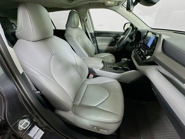 2021 Toyota Highlander Vehicle Photo in Flemington, NJ 08822