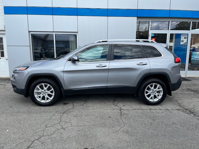 Used 2017 Jeep Cherokee Latitude with VIN 1C4PJMCS1HW602656 for sale in New Bethlehem, PA