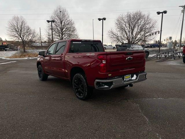 2024 Chevrolet Silverado 1500 Vehicle Photo in GREELEY, CO 80634-4125