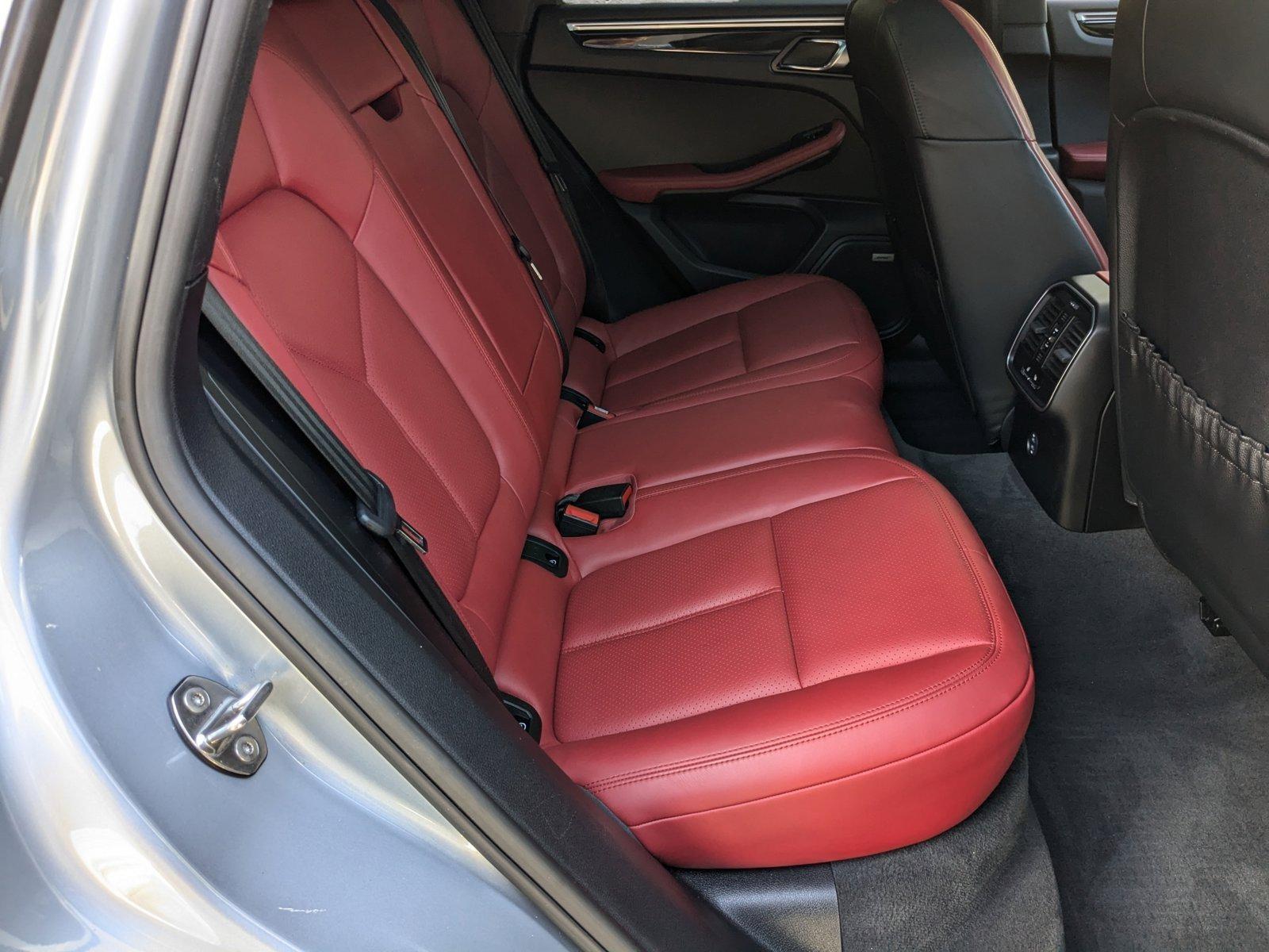 2020 Porsche Macan Vehicle Photo in Pompano Beach, FL 33064