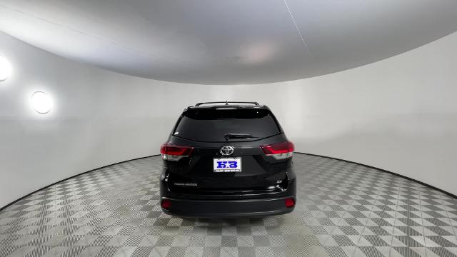 2019 Toyota Highlander Vehicle Photo in GILBERT, AZ 85297-0402