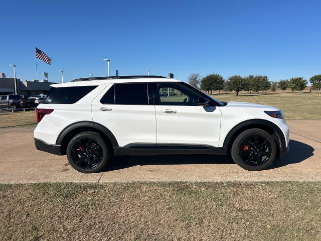 2023 Ford Explorer Vehicle Photo in Denison, TX 75020