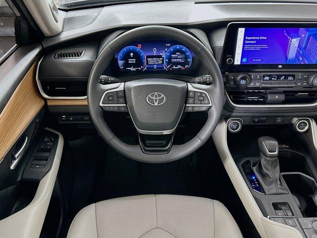 2024 Toyota Grand Highlander Vehicle Photo in Flemington, NJ 08822