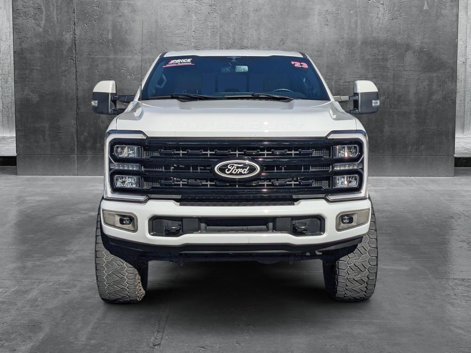 2023 Ford Super Duty F-250 SRW Vehicle Photo in GREENACRES, FL 33463-3207