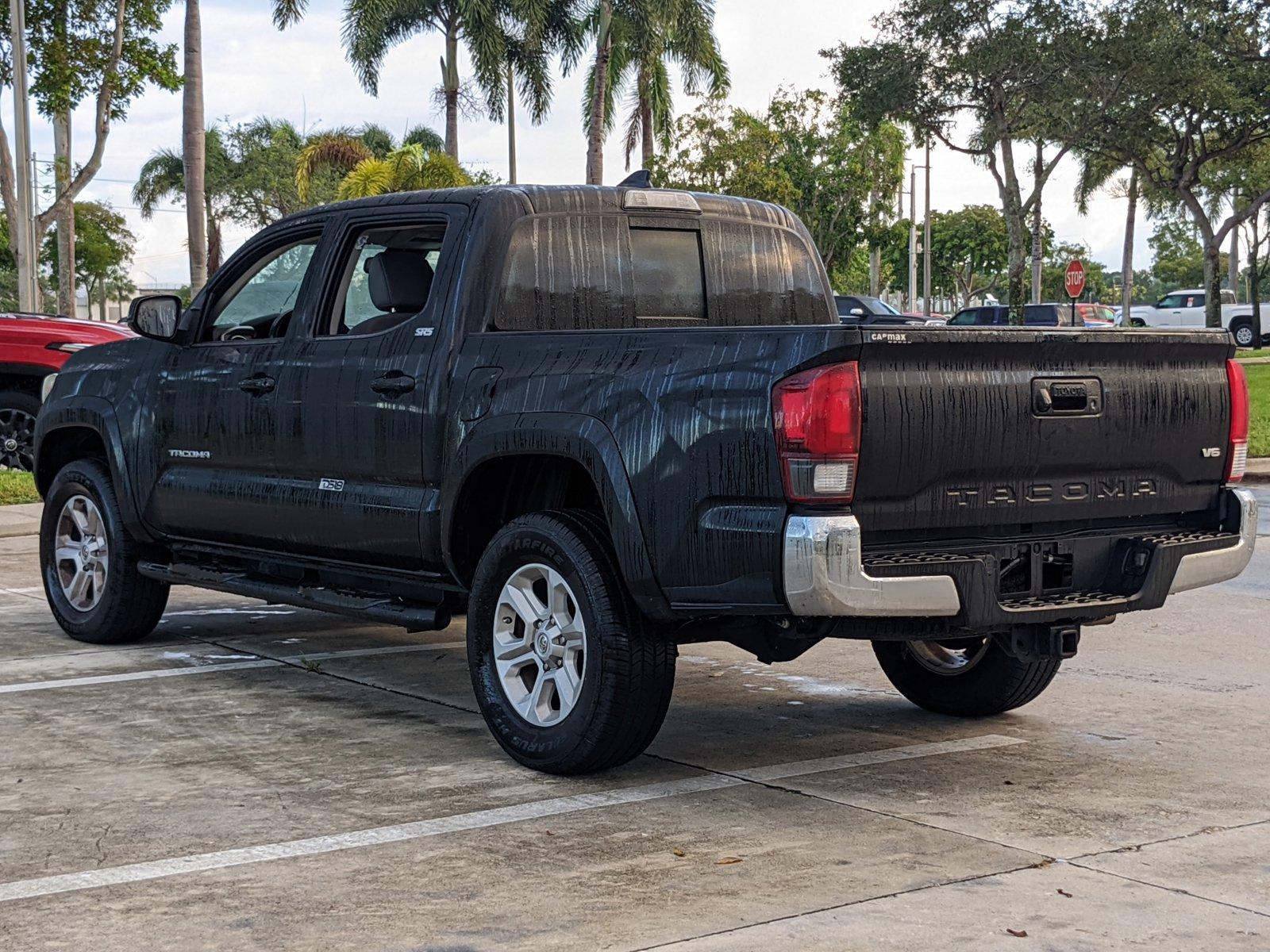 2018 Toyota Tacoma Vehicle Photo in Davie, FL 33331