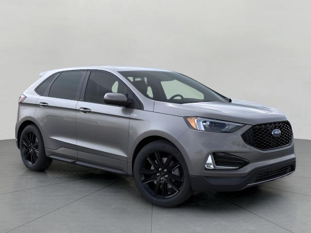 2024 Ford Edge Vehicle Photo in Neenah, WI 54956