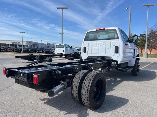 2024 Chevrolet Silverado 4500 HD Vehicle Photo in GREEN BAY, WI 54302-3701