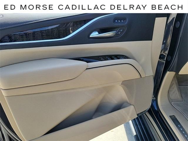 2024 Cadillac Escalade Vehicle Photo in DELRAY BEACH, FL 33483-3294