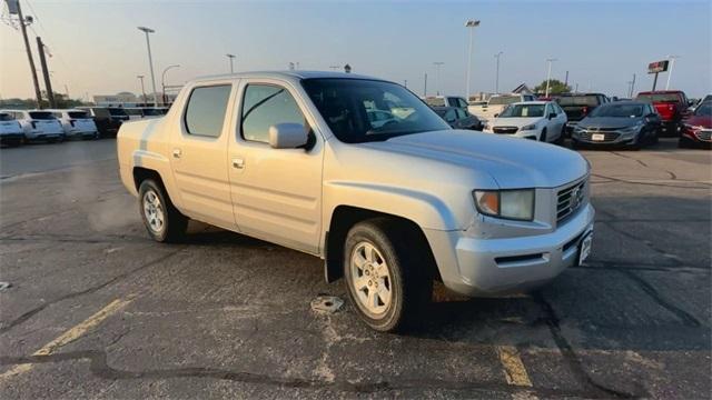 Used 2008 Honda Ridgeline RTL with VIN 2HJYK16598H538172 for sale in Saint Cloud, MN