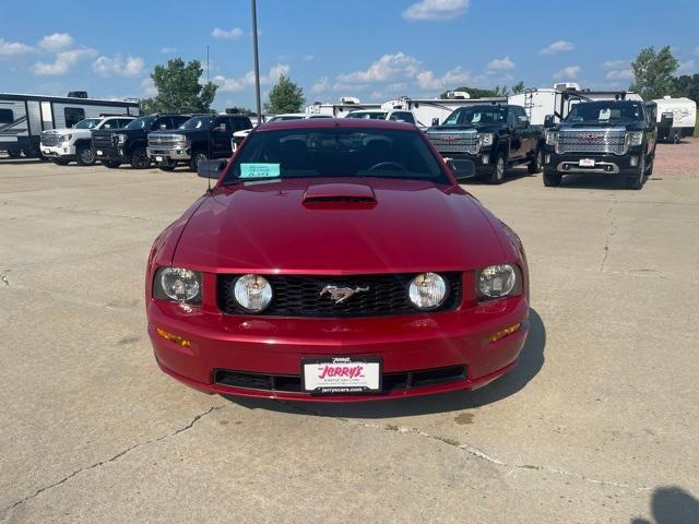 Used 2008 Ford Mustang GT Premium with VIN 1ZVHT82H985195555 for sale in Lennox, SD