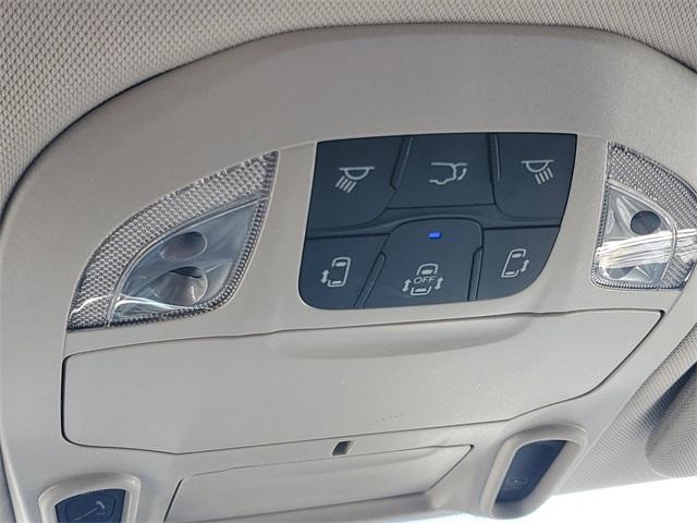 2021 Chrysler Pacifica Vehicle Photo in GRAND BLANC, MI 48439-8139