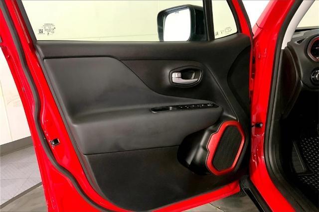 2023 Jeep Renegade Vehicle Photo in Kansas City, MO 64114