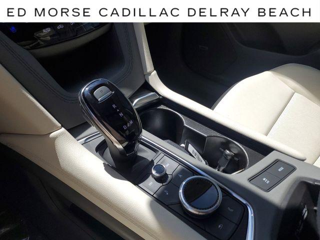 2024 Cadillac XT6 Vehicle Photo in DELRAY BEACH, FL 33483-3294