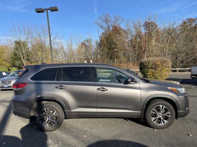 2018 Toyota Highlander Vehicle Photo in Flemington, NJ 08822