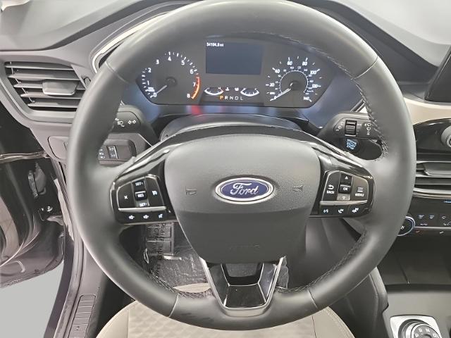 2022 Ford Escape Vehicle Photo in Oshkosh, WI 54904