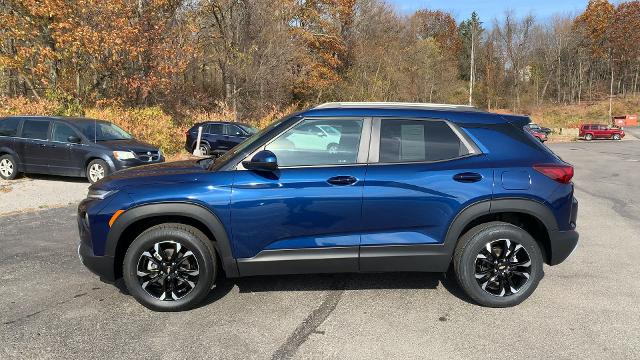 2022 Chevrolet Trailblazer Vehicle Photo in MOON TOWNSHIP, PA 15108-2571