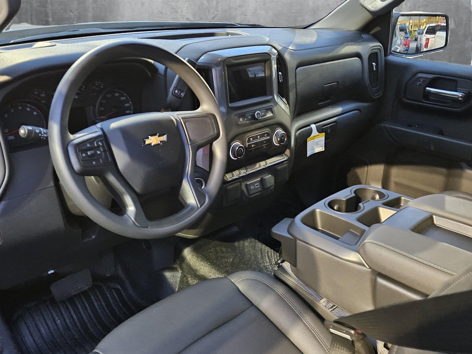 2025 Chevrolet Silverado 1500 Vehicle Photo in GREENACRES, FL 33463-3207