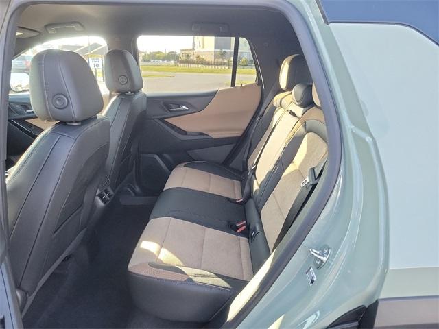 2025 Chevrolet Equinox Vehicle Photo in LEWES, DE 19958-4935