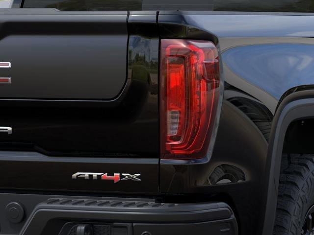 2024 GMC Sierra 1500 Vehicle Photo in LEOMINSTER, MA 01453-2952