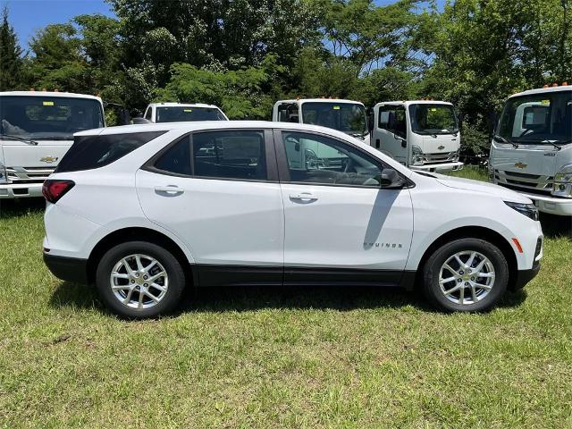 2024 Chevrolet Equinox Vehicle Photo in ALCOA, TN 37701-3235