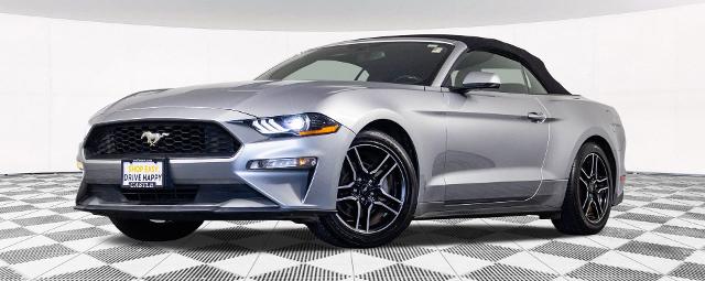 Used 2020 Ford Mustang EcoBoost Premium with VIN 1FATP8UH6L5112628 for sale in Villa Park, IL