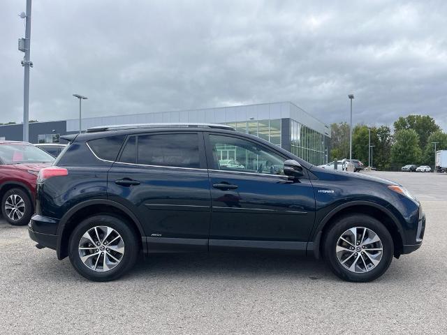 Used 2018 Toyota RAV4 XLE with VIN JTMRJREV4JD173690 for sale in Green Bay, WI