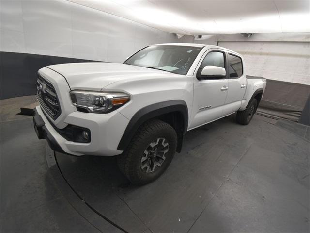 2017 Toyota Tacoma Vehicle Photo in LAS VEGAS, NV 89118-3267