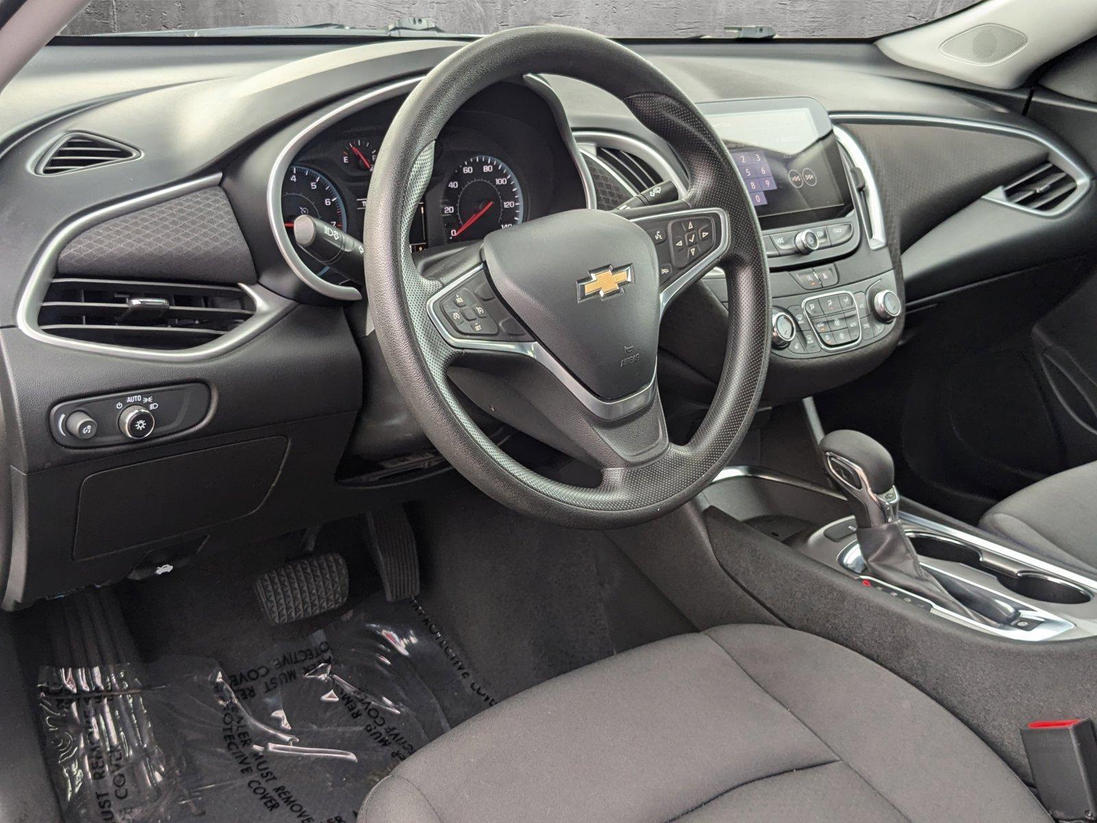 2022 Chevrolet Malibu Vehicle Photo in St. Petersburg, FL 33713