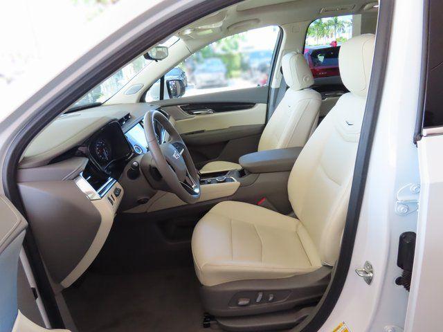 2024 Cadillac XT6 Vehicle Photo in DELRAY BEACH, FL 33483-3294