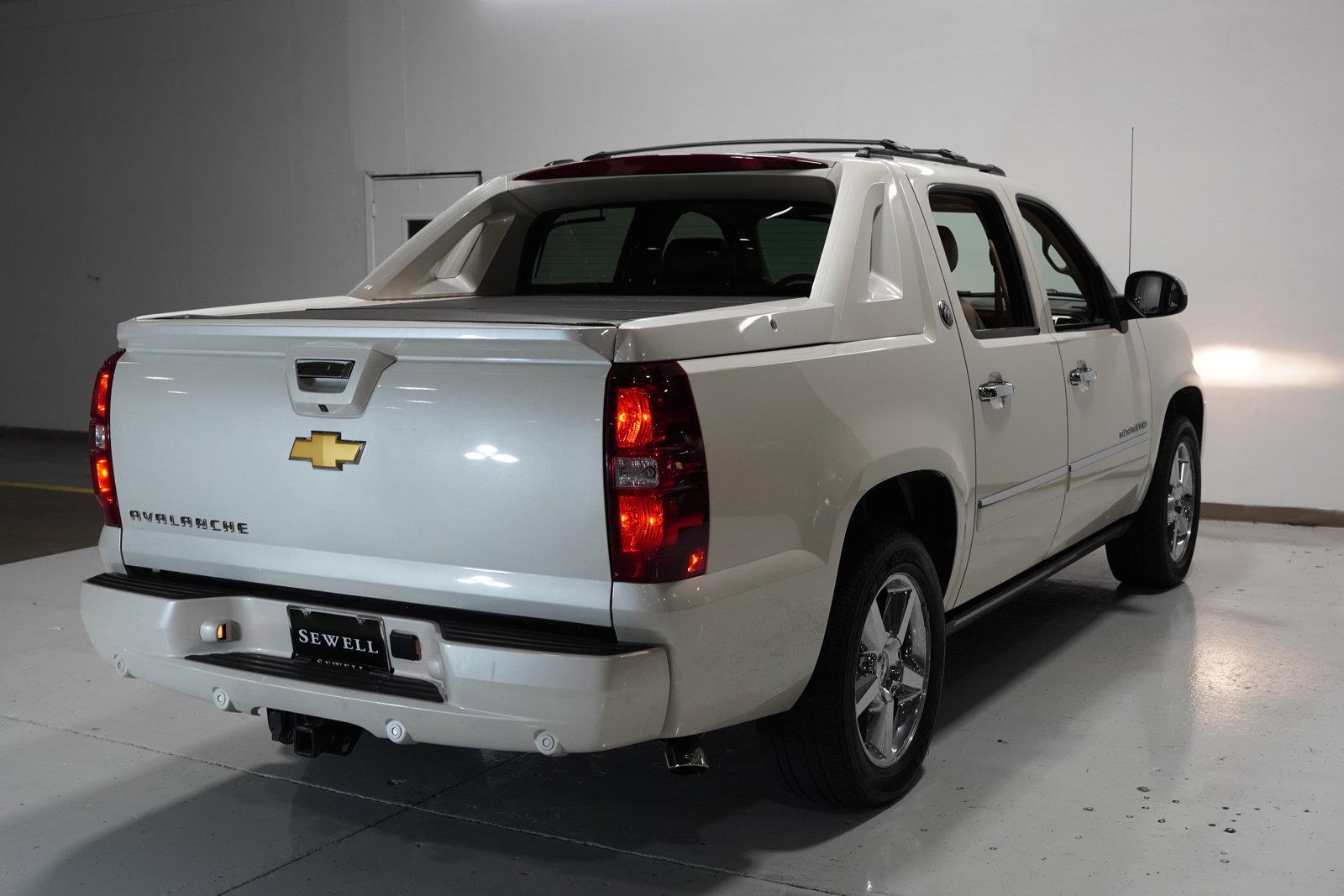 2013 Chevrolet Avalanche Vehicle Photo in GRAPEVINE, TX 76051