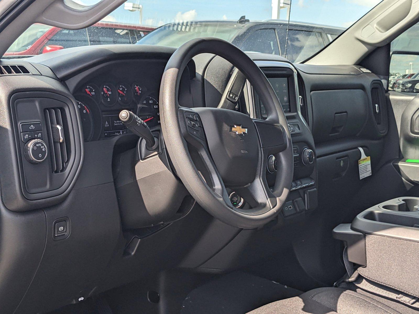 2025 Chevrolet Silverado 1500 Vehicle Photo in MIAMI, FL 33172-3015