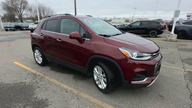 Used 2017 Chevrolet Trax Premier with VIN 3GNCJRSB8HL163272 for sale in Saint Cloud, Minnesota