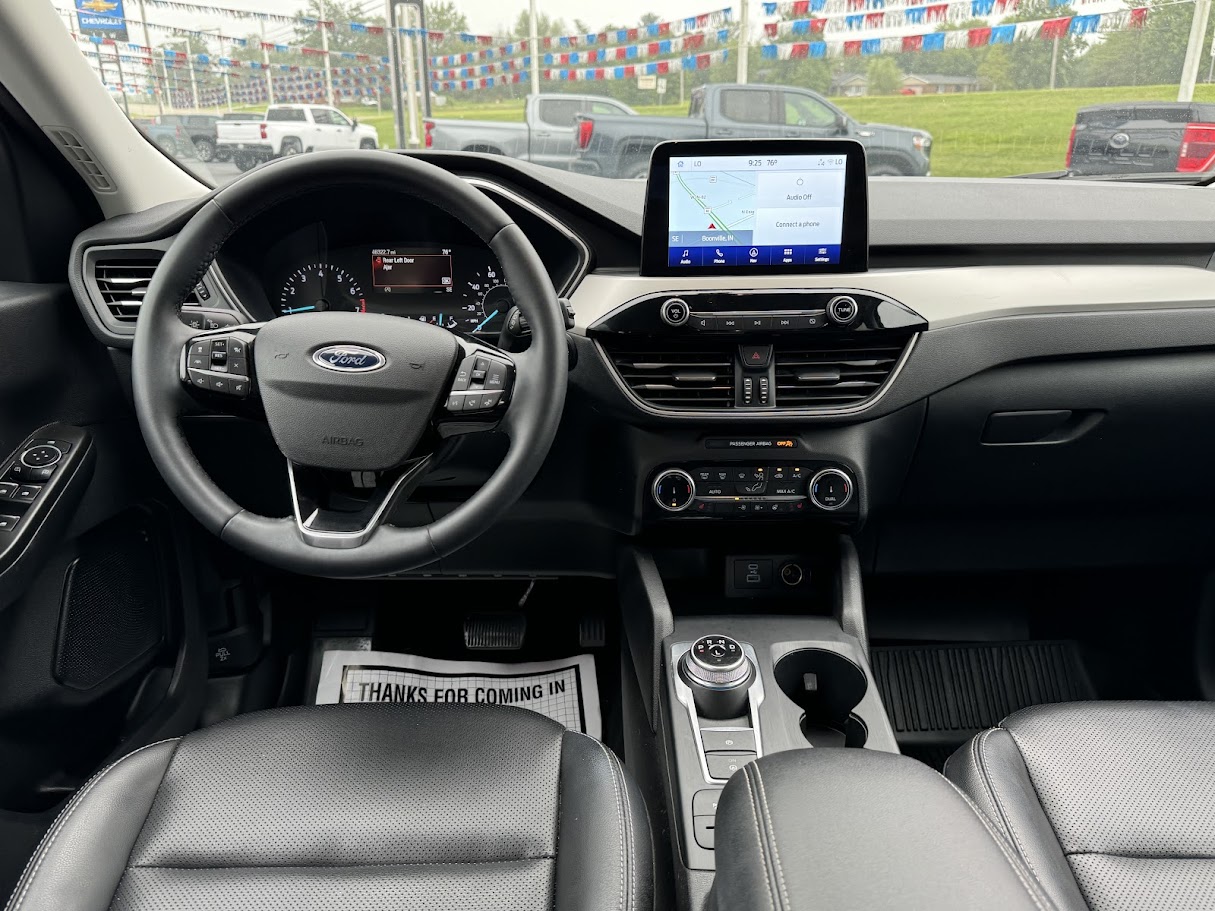 2022 Ford Escape Vehicle Photo in BOONVILLE, IN 47601-9633