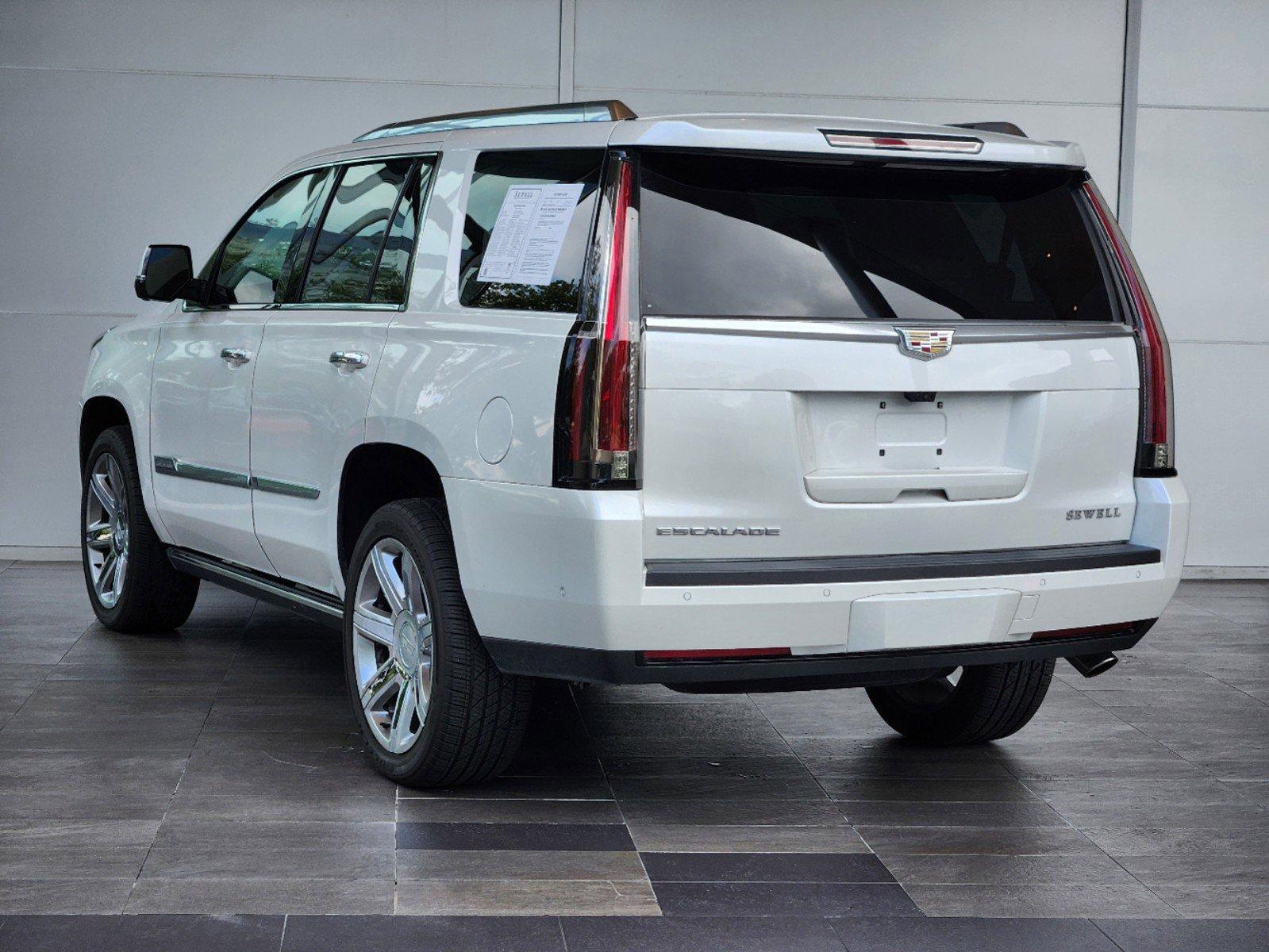 2018 Cadillac Escalade Vehicle Photo in HOUSTON, TX 77079-1502