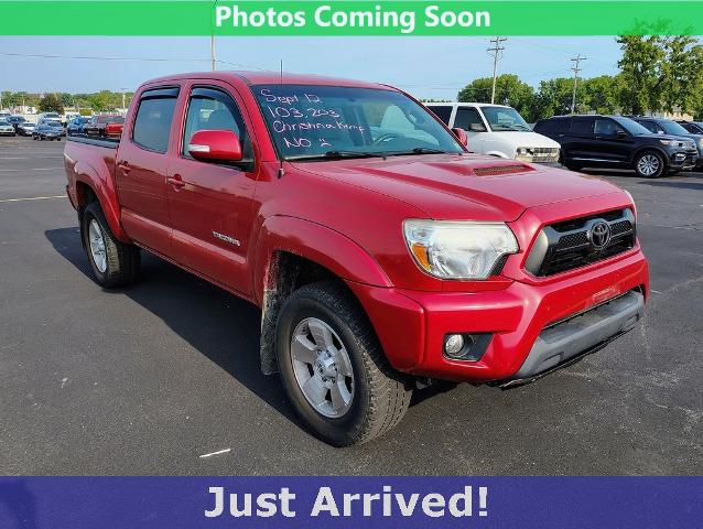 2015 Toyota Tacoma Vehicle Photo in GREEN BAY, WI 54304-5303