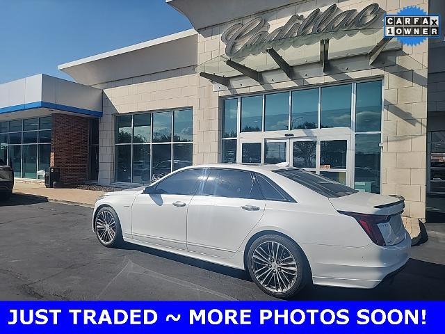 2020 Cadillac CT6-V Vehicle Photo in Plainfield, IL 60586